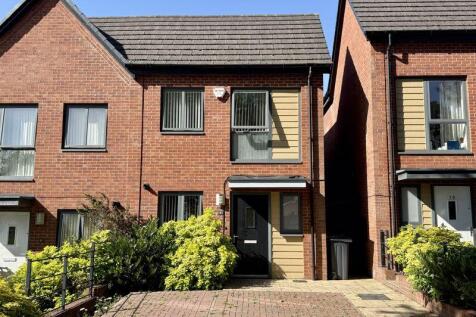 Wilmot Drive, Birmingham, B23 5UA 2 bed semi