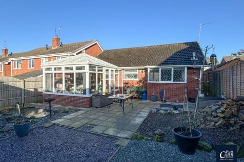 2 bedroom detached bungalow for sale