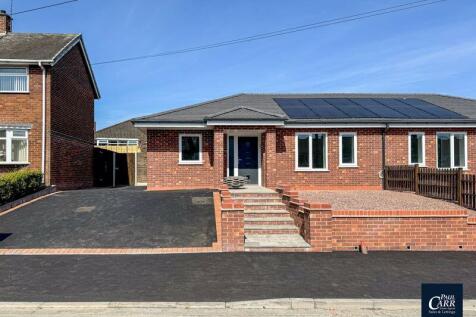 2 bedroom semi-detached bungalow for sale