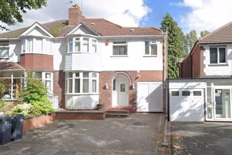 4 bedroom semi-detached house for sale