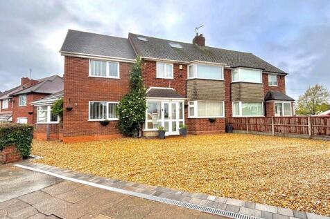 Hillingford Avenue, Great Barr... 6 bed semi