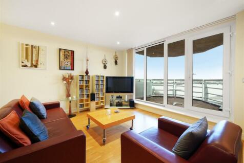 Tradewinds, Silvertown E16 3 bed apartment for sale