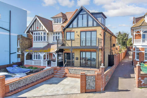 Eastern Esplanade, Broadstairs, Kent 4 bed semi