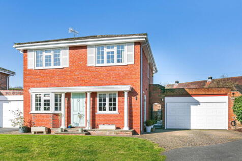 Brambles Park, Bramley, Guildford, GU5 4 bed detached house for sale