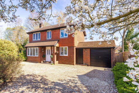 Birtley Road, Bramley, GU5 3 bed detached house for sale