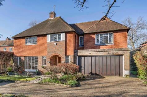 5 bedroom detached house for sale