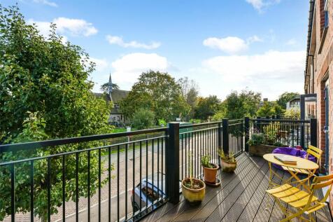 North Mead, Chichester, West Sussex... 4 bed townhouse for sale