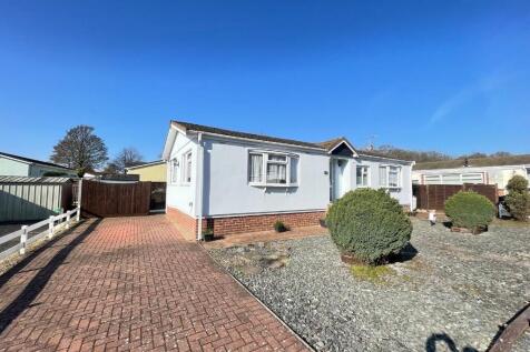 Roma Avenue, Martlesham Heath IP5 2 bed park home for sale