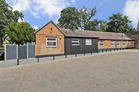 4 bedroom detached bungalow for sale