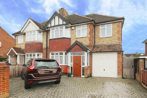 5 bedroom semi-detached house for sale