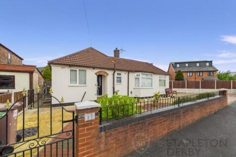 2 bedroom detached bungalow for sale