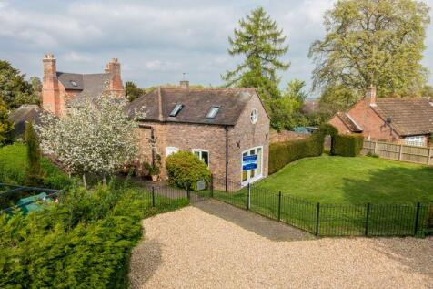 2 bedroom cottage for sale
