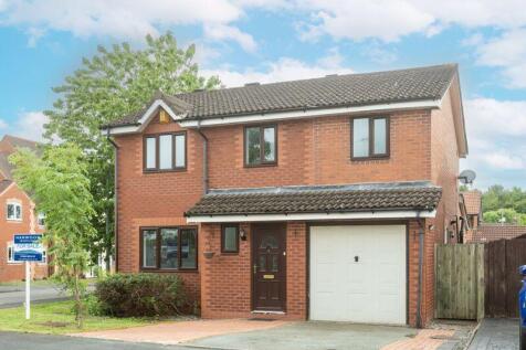 4 bedroom detached house for sale