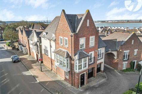 Ingress Park Avenue, Greenhithe... 4 bed end of terrace house for sale