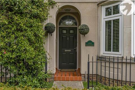 The Boulevard, Greenhithe, Kent, DA9 4 bed terraced house for sale