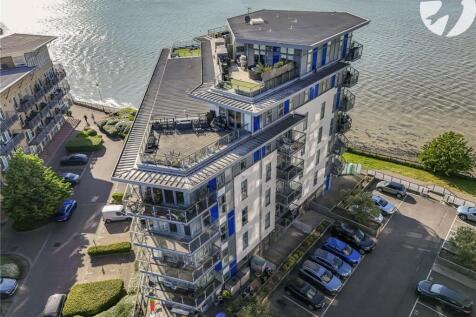 Bessborough House, Carmichael... 2 bed flat for sale