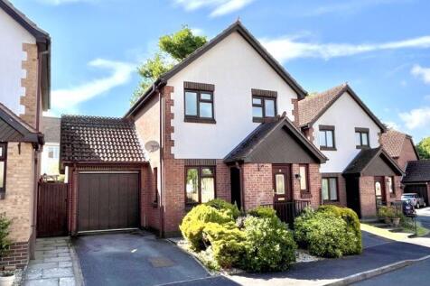 Farrow Close, Chard, Somerset TA20 3 bed detached house for sale