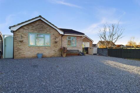 4 bedroom bungalow for sale