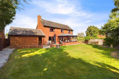 The Ridings, Maisemore, Gloucester... 5 bed detached house for sale