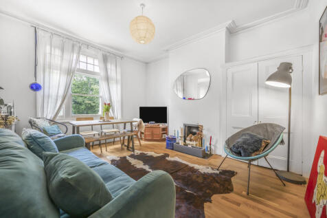 East Dulwich Road,  London, SE22 2 bed flat for sale