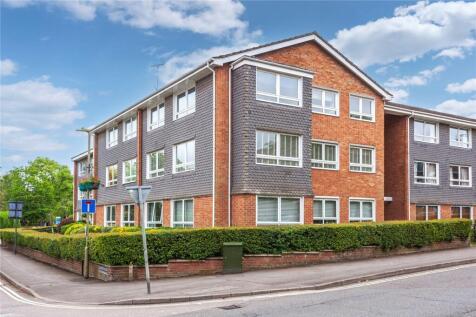 Station Road, Oxfordshire RG9 2 bed flat for sale