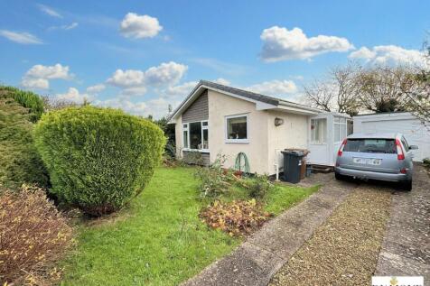 Pippins Field, Uffculme, Cullompton 3 bed detached bungalow for sale