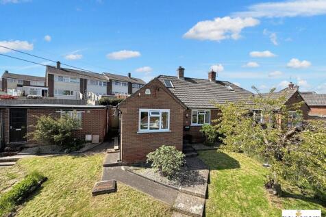 3 bedroom semi-detached bungalow for sale