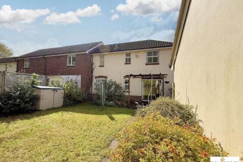 Banksia Close, Tiverton, EX16 2 bed terraced house for sale