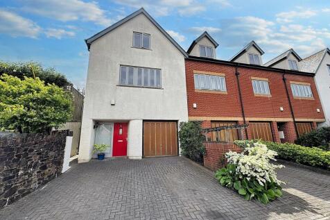 Landscore, Crediton, EX17 4 bed end of terrace house for sale