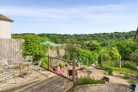 Bourne Lane, Brimscombe, Stroud... 3 bed semi