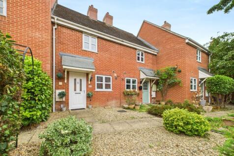 Golden Jubilee Way, Stroud... 2 bed terraced house for sale