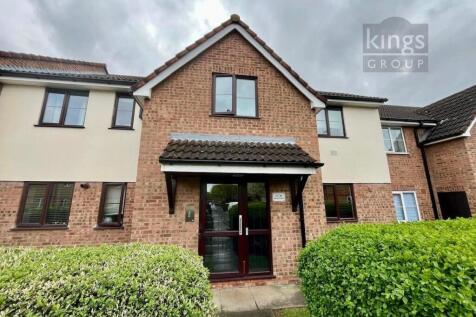 Beaufort Close, London 1 bed flat for sale