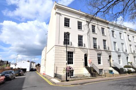 Brunswick Square, Gloucester... 2 bed apartment for sale