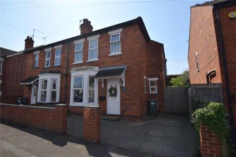 Linden Road, Gloucester, GL1 3 bed semi