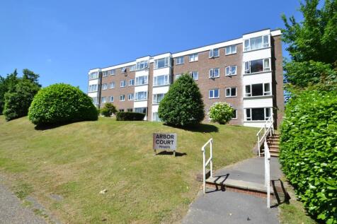 Heath Road, Haywards Heath RH16 2 bed apartment for sale