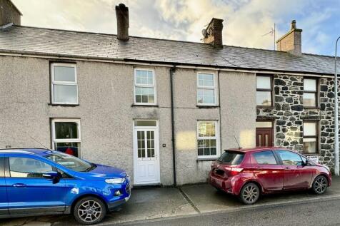 Madoc Street, Y Ffor, Pwllheli 2 bed terraced house for sale