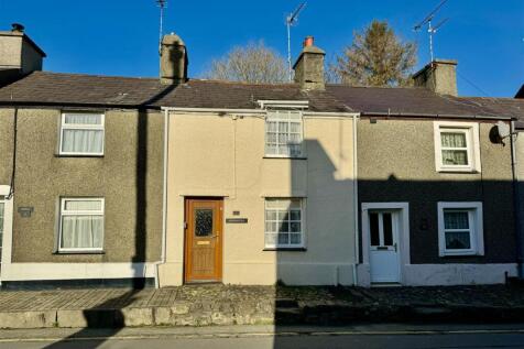 Lleyn Street, Pwllheli 2 bed terraced house for sale