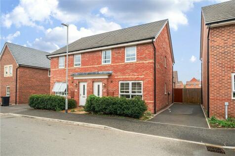 3 bedroom semi-detached house for sale