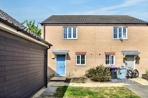 2 bedroom semi-detached house for sale