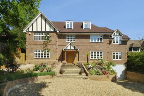 8 bedroom detached house for sale