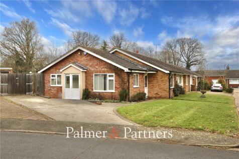 Collimer Close, Chelmondiston... 3 bed bungalow for sale