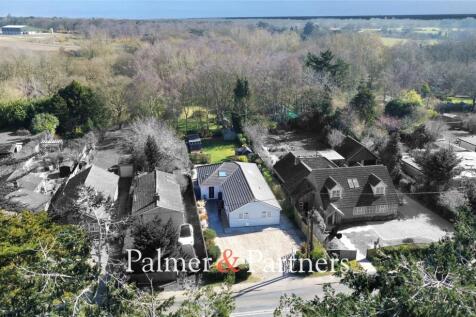 Aldeburgh Road, Aldringham, Leiston... 3 bed bungalow for sale