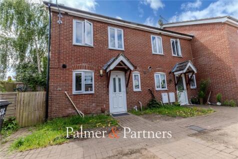 Starfield Close, Ipswich, Suffolk, IP4 2 bed end of terrace house for sale