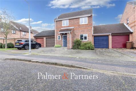 Worcester Road, Ipswich, Suffolk, IP3 3 bed link detached house for sale
