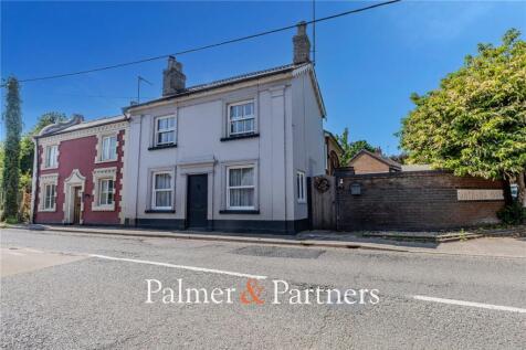 Stowmarket Road, Needham Market... 3 bed semi