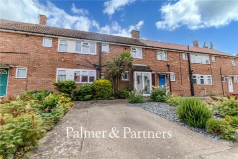 Shamrock Avenue, Ipswich, Suffolk, IP2 3 bed terraced house for sale