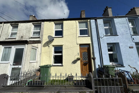 Deiniolen, Caernarfon, LL55 2 bed terraced house for sale