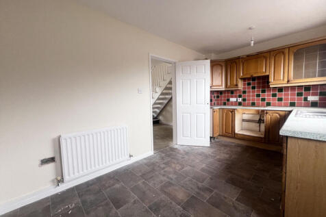 Cae America, Llanfairfechan, Conwy, LL33 3 bed semi