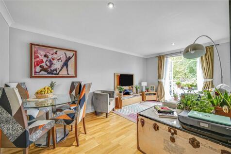 Brompton Park Crescent, London, SW6 1 bed flat for sale