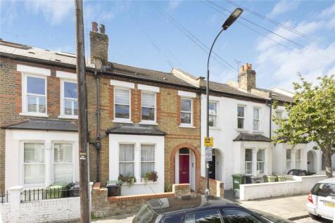Althea Street, London, SW6 2 bed flat for sale